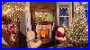 Christmas_Home_Tour_Christopher_Hiedeman_S_Christmas_Decorating_Historic_1898_Home_Tour_01_nk
