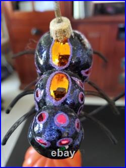 Christopher Radko Wigglesworth October 2002 Ornament of the Month with Box